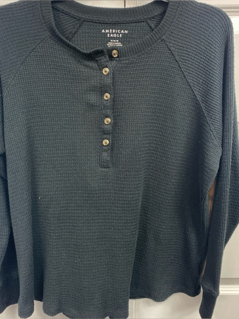 American Eagle Waffle Knit Quarter Button Sweater Oversized Black Medium Women